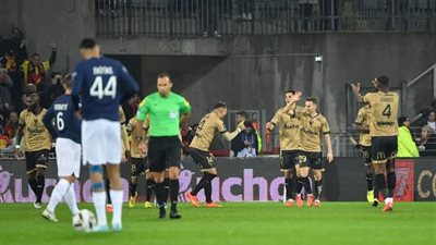 لانس يُمطر شباك باريس سان جيرمان بثلاثية في الدوري الفرنسي