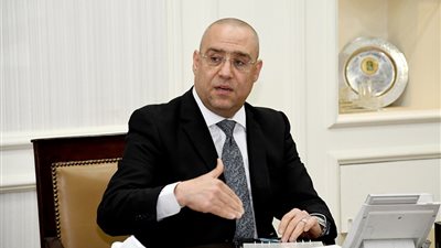 الجزار يتابع الموقف التنفيذى للمشروعات المختلفة الجاري تنفيذها بمدينة حدائق العاصمة