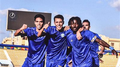 تماسيح أسوان تفترس فرسان الزمالك بثنائية في الشوط الأول