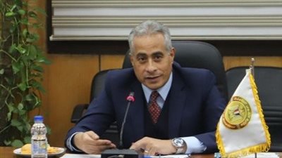 القوى العاملة تعلن الأحد المقبل إجازة مدفوعة الأجر للعاملين بالقطاع الخاص
