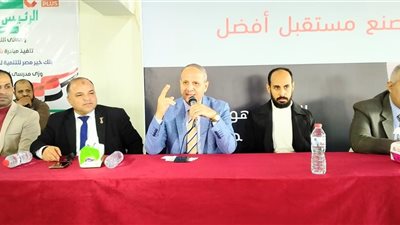 توزيع حقائب مدرسية وسداد مصروفات 1200 طالب ضمن «حياة كريمة» بكفر الشيخ