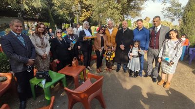 بالورود والشكولاتة.. 