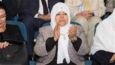 سمية أبو العينين: مصر محتاجة لكل واحد فيها سواء بالعلم أو المال أو الجهد