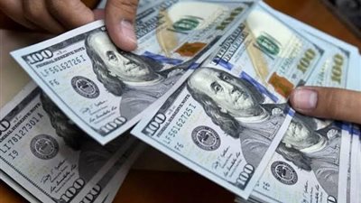 +30 جنيه.. الدولار يصل لمستويات تاريخية في البنوك اليوم الأربعاء