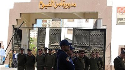 فرحًا بزفاف شقيقه.. ضبط شخص قام بإطلاق أعيرة نارية من أعلى منزله بالفيوم