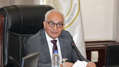 التعليم تمد الفترة الزمنية للدخول على منصة امتحانات الطلاب المصريين في الخارج