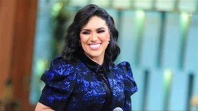 مي فاروق تطلب الدعاء لوالدها بعد نقله إلى المستشفى