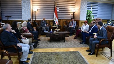 وزير الرياضة يبحث التعاون الثنائي مع مسئولو منظمة الفاو في مصر