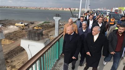 وزير النقل يتفقد المرحلة الثانية من مشروع تطوير الطريق الدائري بالقاهرة