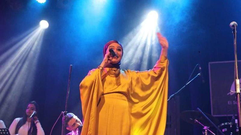 هلا رشدي