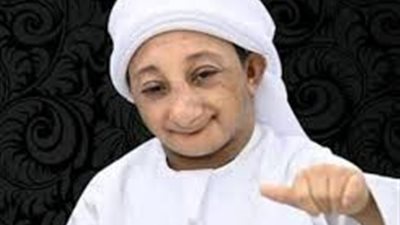 وفاة اليوتيوبر السعودي عزيز الأحمد عن عمر 27 عاماً