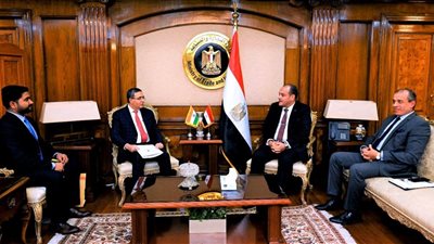 وزير التجارة يبحث مع السفير الهندي بالقاهرة تعزيز التعاون المشترك