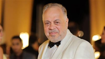 أشرف ذكي يتحدث عن مسرحية 