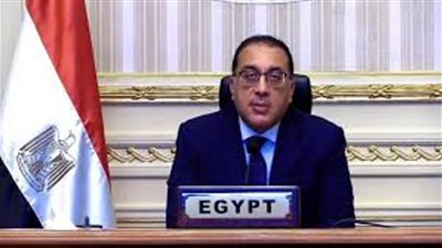 مدبولي يتابع موقف تطبيق منظومة الشحن المسبق