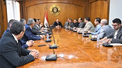وزير التجارة  يبحث مع أعضاء البرلمان جهود الوزارة للتعامل مع تحديات القطاع 
