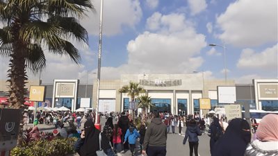 خاص| كيف بدأت رحلتهم وحققوا الحلم.. آراء الكاتبين تجاه معرض الكتاب 2023 