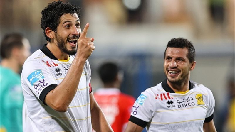 حجازي وحامد في تشكيل