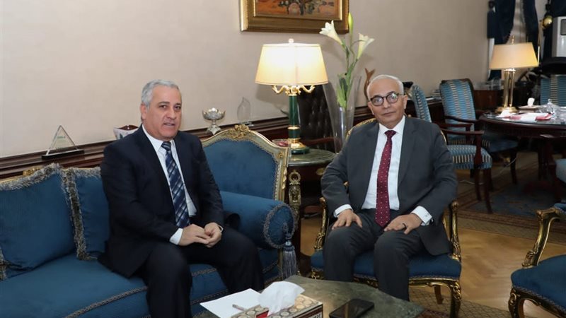 وزير التعليم ورئيس
