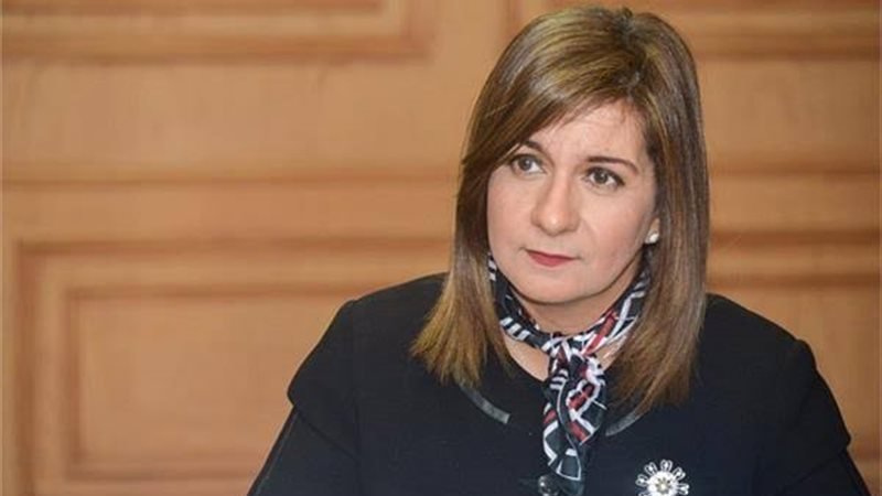 نبيلة مكرم تتحدث