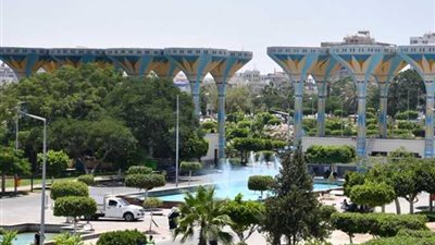 رئيس جامعة قناة السويس يعلن تنظيم جمعية كليات أقسام السياحة العربية