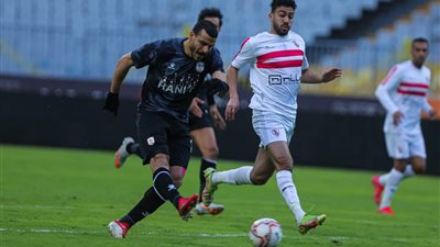 فاركو يضرب الزمالك بثلاثية ويُطيح به خارج المربع الذهبي لبطولة الدوري 