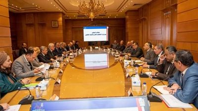 وزير التعليم العالي يثمن التعاون المثمر مع وزراة الانتاج الحربي