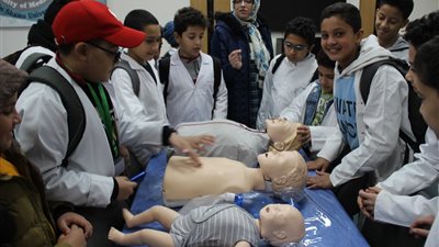 كلية الطب جامعة عين شمس تستضيف جامعة الطفل