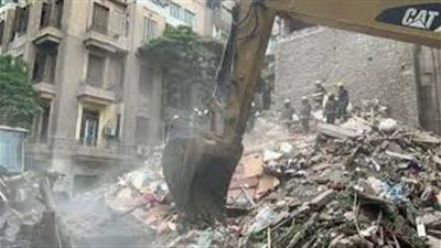 التفاصيل الكاملة لـ انهيار عقار دمنهور بمحافظة البحيرة 