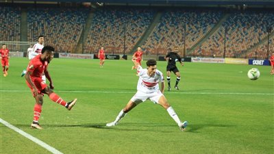 التعادل السلبي يحسم شوط المباراة الأول بين الزمالك وشباب بلوزداد 