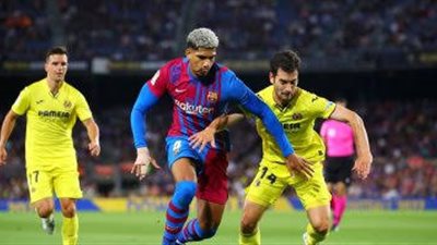 برشلونة يواجه فياريال من أجل توسيع الفارق والابتعاد بصدارة الليجا 