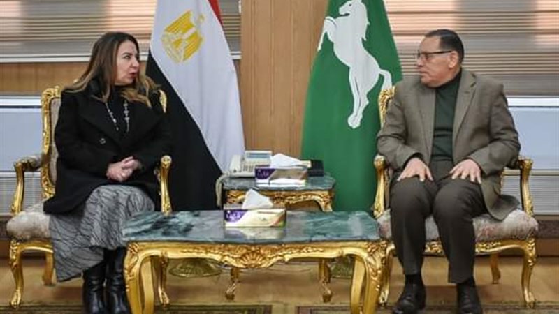 محافظ الشرقية ونائب