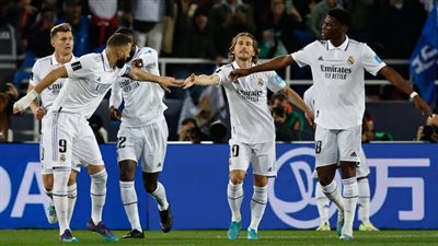 ريال مدريد ينهي الشوط الأول بثلاثية على نادي إلتشي 