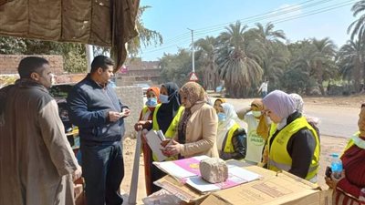 تنظيم حملات لتشجير ونظافة مركز أسيوط  ضمن مبادرة 