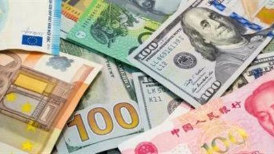 أسعار العملات العالمية بالجنيه المصري في ختام التعاملات المسائية