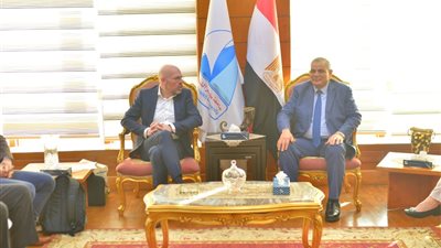 تعاون علمي بين جامعتي كفرالشيخ و