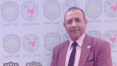 جامعة سوهاج تعين حمدي حسانين مديرًا لمركز دراسات وبحوث التنمية المستدامة