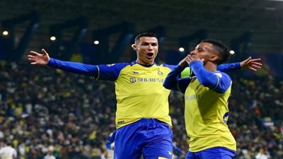 النصر يعلن إصابة نجمه الأرجنتيني مارتينيز بالرباط الصليبي