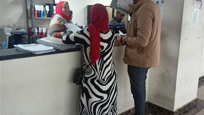 محافظ الإسكندرية يتابع رخص الاعلانات التجارية وهدم المباني خلال يناير