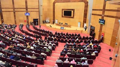 أسرة من أجل مصر تنظم المؤتمر العلمي لشباب الباحثين في جامعة سوهاج 