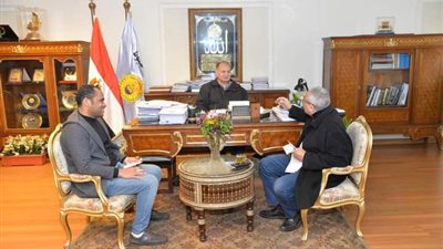 محافظ أسيوط يلتقي بعدد من أعضاء مجلسي النواب والشيوخ 