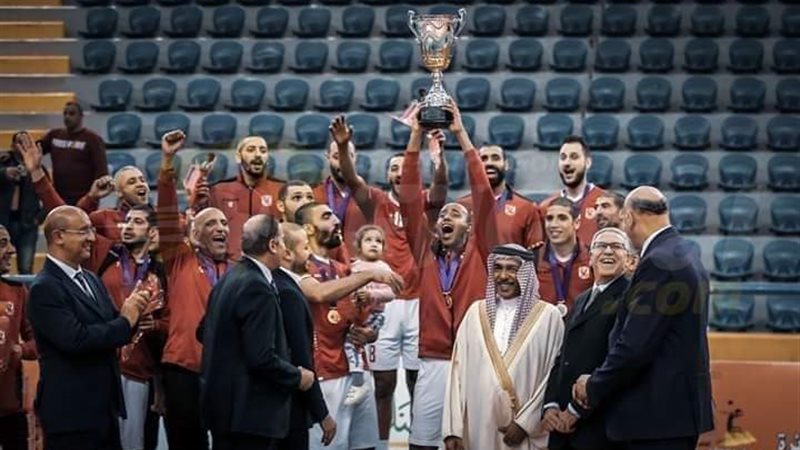 الأهلي بطل البطولة
