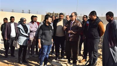 محافظ أسيوط يتابع إنشاء المجزر الآلي بعرب مطير