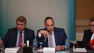 رئيس إدارة جمعية رجال الأعمال يتابع دور هيئة التنمية الصناعية