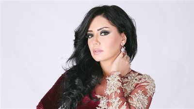 رانيا يوسف : «الراجل بيفكر بغريزته»