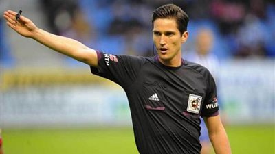 رابطة الليجا تختار مونويرا حكمًا لمباراة ريال مدريد وبرشلونة في كأس الملك 