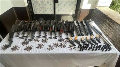 ضبط 3 أشخاص يديرون ورشة تصنيع أسلحة نارية بمحافظة قنا