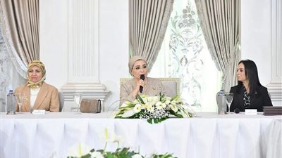انتصار السيسي : سعدت بحضور اليوم العالمي للمرأة 