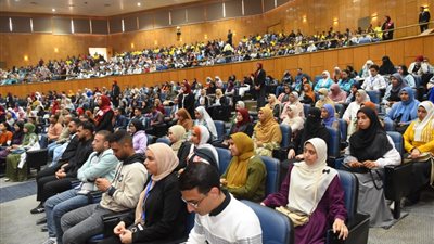 انطلاق أعمال المؤتمر الطلابي القمي الثاني تحت عنوان 