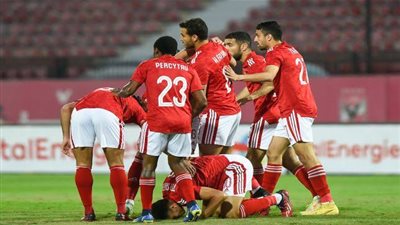 السولية وكهربا ضمن قائمة الأهلي لمواجهة صن داونز في دوري الأبطال 