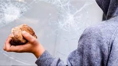 الأجهزة الأمنية تكشف ملابسات وفاة شخص رجماً بحجر بالمنصورة